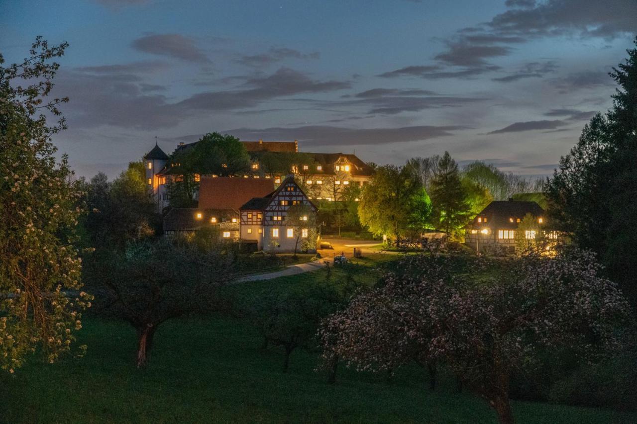 Hotel & Tagungszentrum Schloss Hohenfels Hohenfels  エクステリア 写真