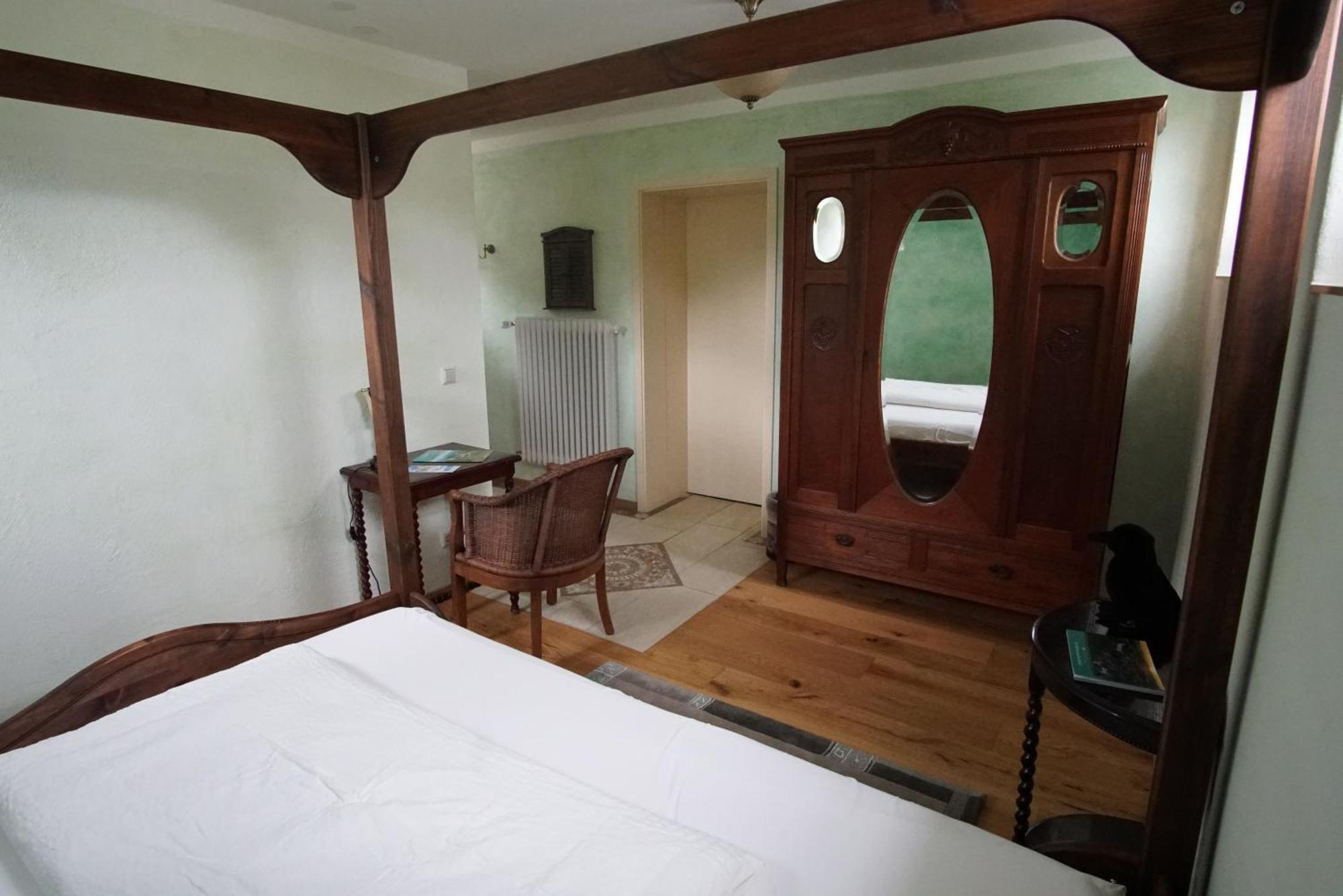 Hotel & Tagungszentrum Schloss Hohenfels Hohenfels  エクステリア 写真