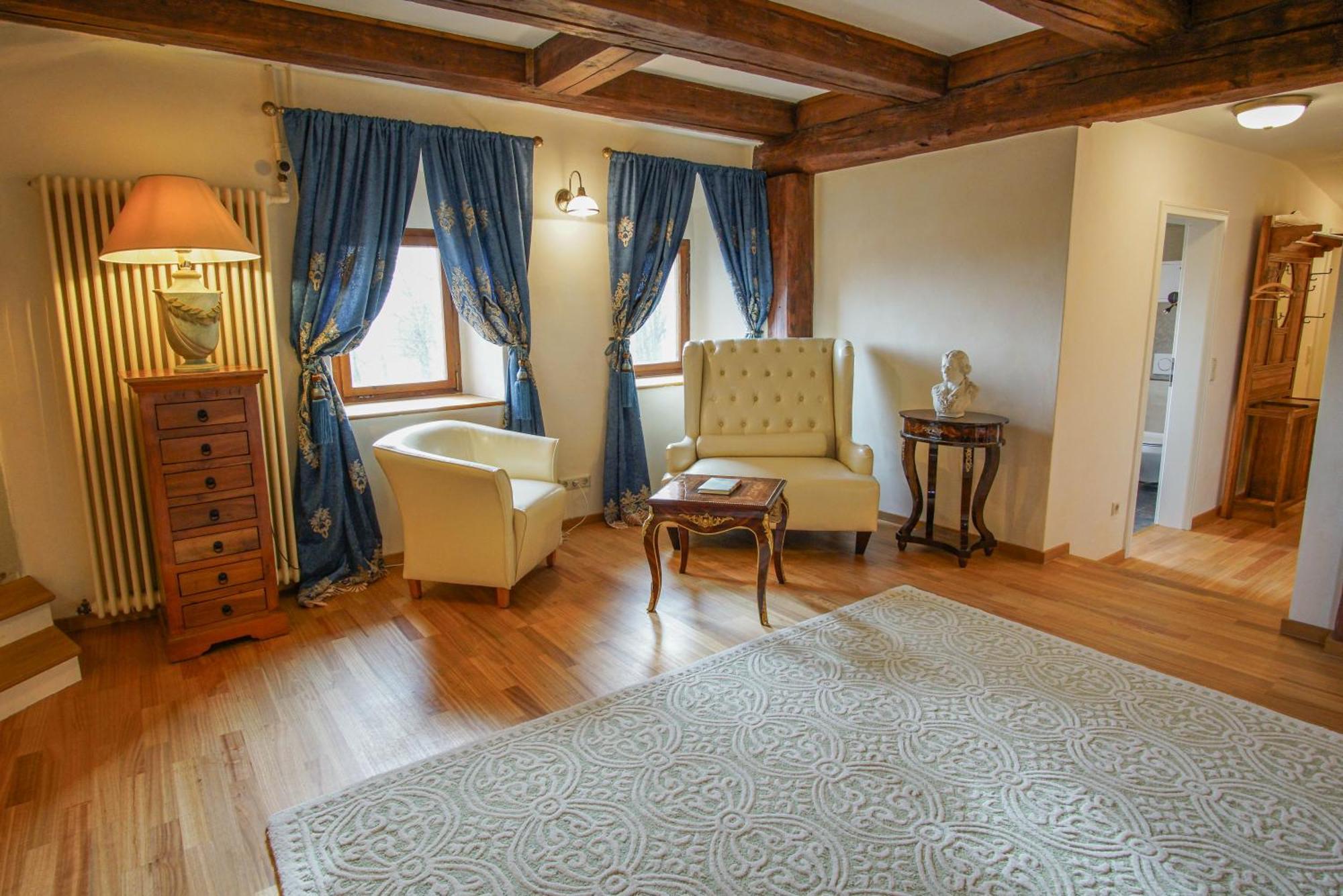 Hotel & Tagungszentrum Schloss Hohenfels Hohenfels  エクステリア 写真