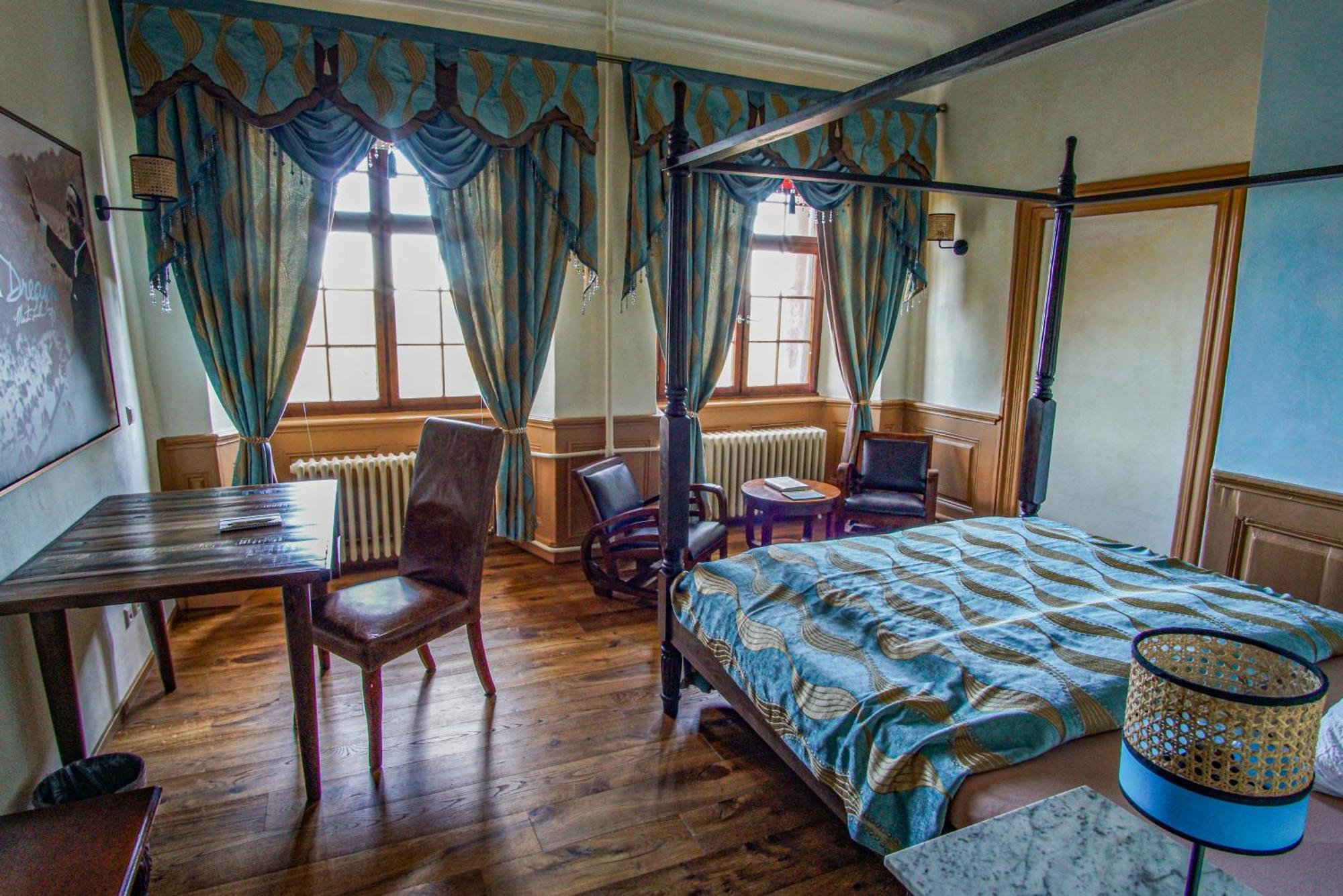 Hotel & Tagungszentrum Schloss Hohenfels Hohenfels  エクステリア 写真